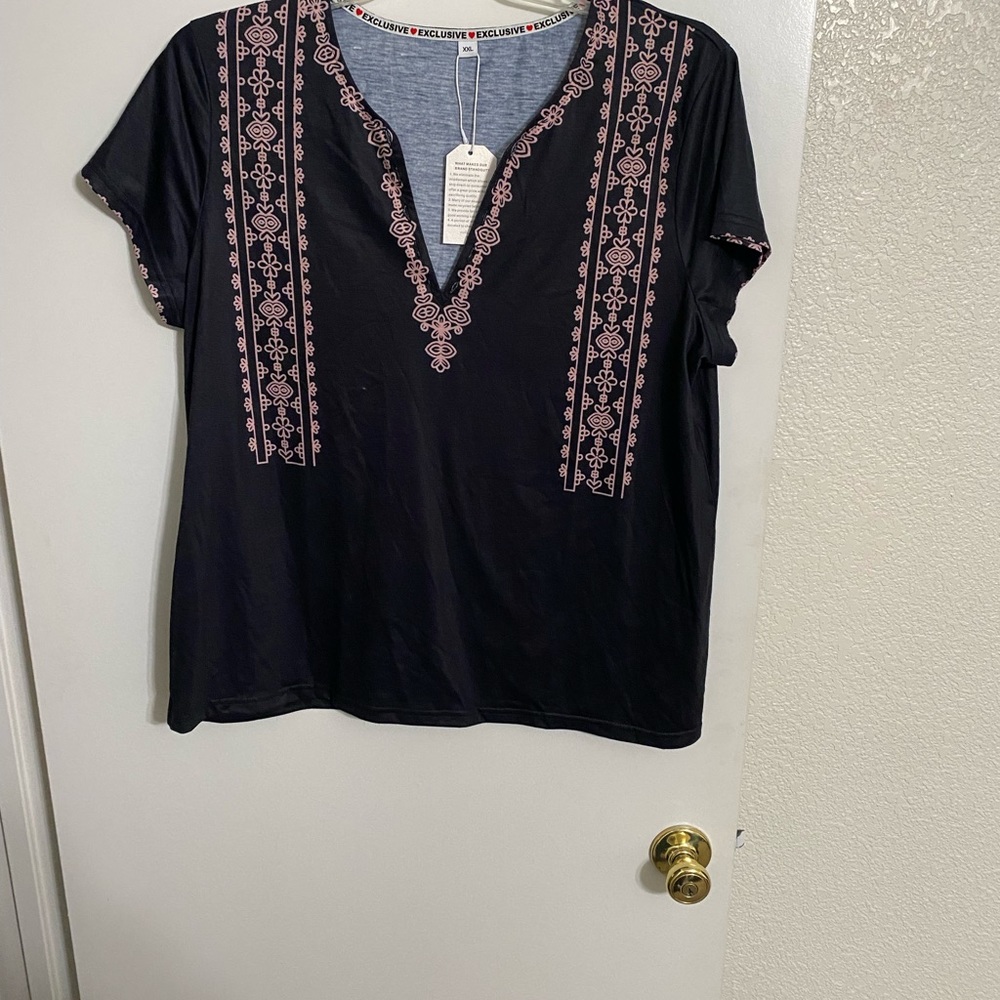 Grey & pink v neck blouse